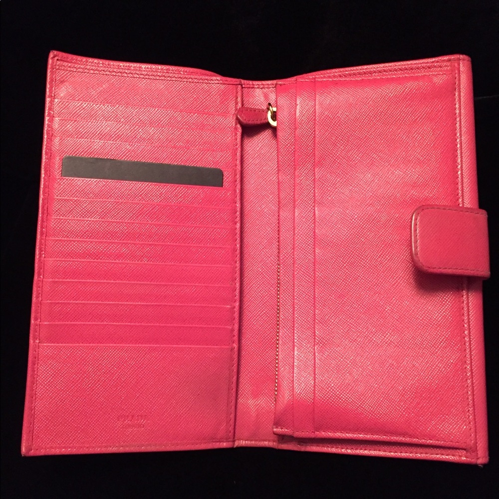 PRADA wallet - Picture 4 of 8